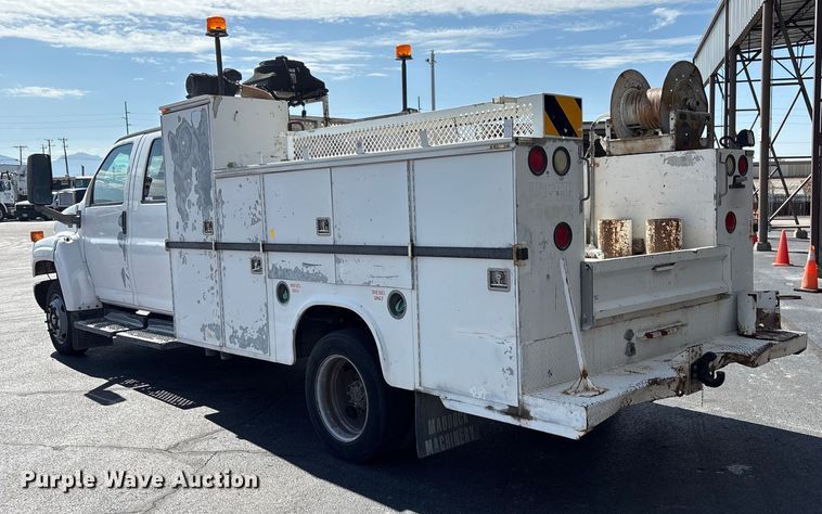 image for item EU4654 2006 Chevrolet C5500 utility / service truck