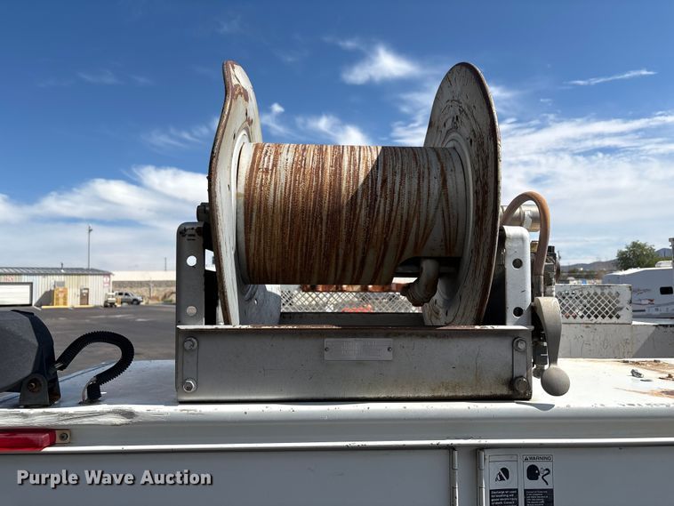 image for item EU4654 2006 Chevrolet C5500 utility / service truck