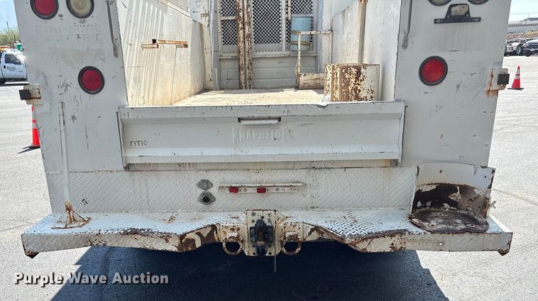 image for item EU4654 2006 Chevrolet C5500 utility / service truck