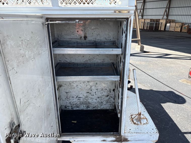 image for item EU4654 2006 Chevrolet C5500 utility / service truck