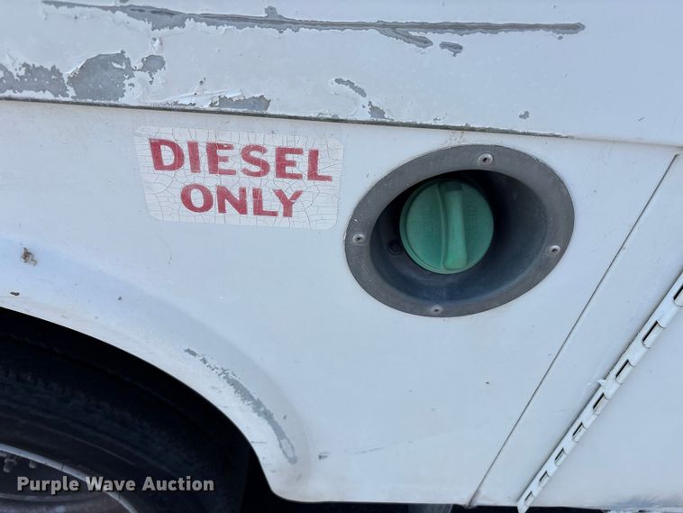 image for item EU4654 2006 Chevrolet C5500 utility / service truck