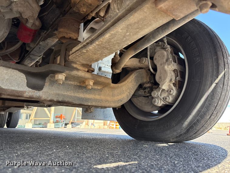 image for item EU4654 2006 Chevrolet C5500 utility / service truck