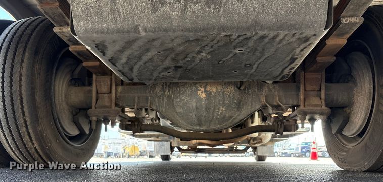 image for item EU4654 2006 Chevrolet C5500 utility / service truck