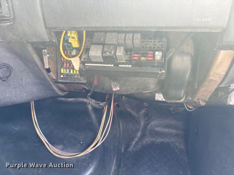 image for item EU4654 2006 Chevrolet C5500 utility / service truck