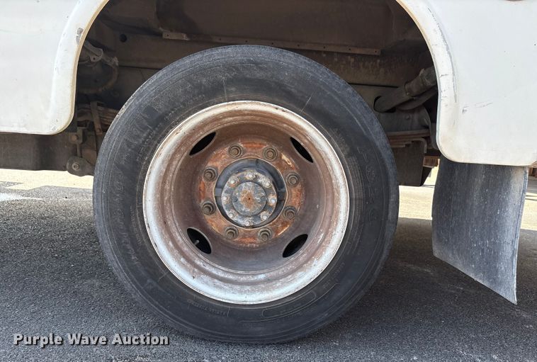 image for item EU4654 2006 Chevrolet C5500 utility / service truck