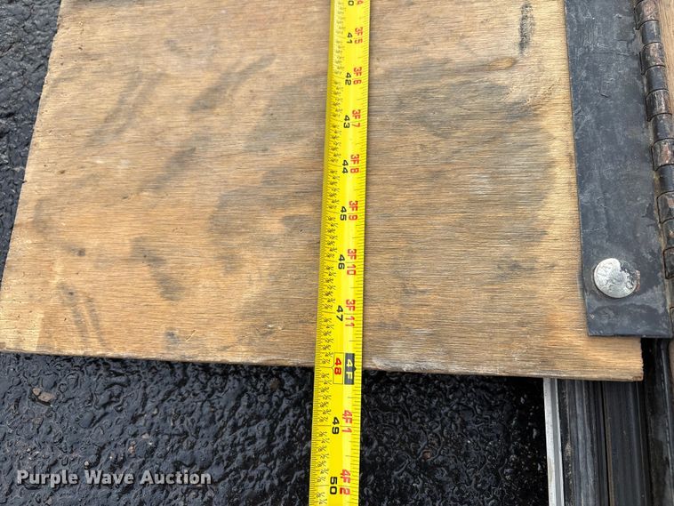 image for item EU4658 2008 Carry-On enclosed cargo trailer