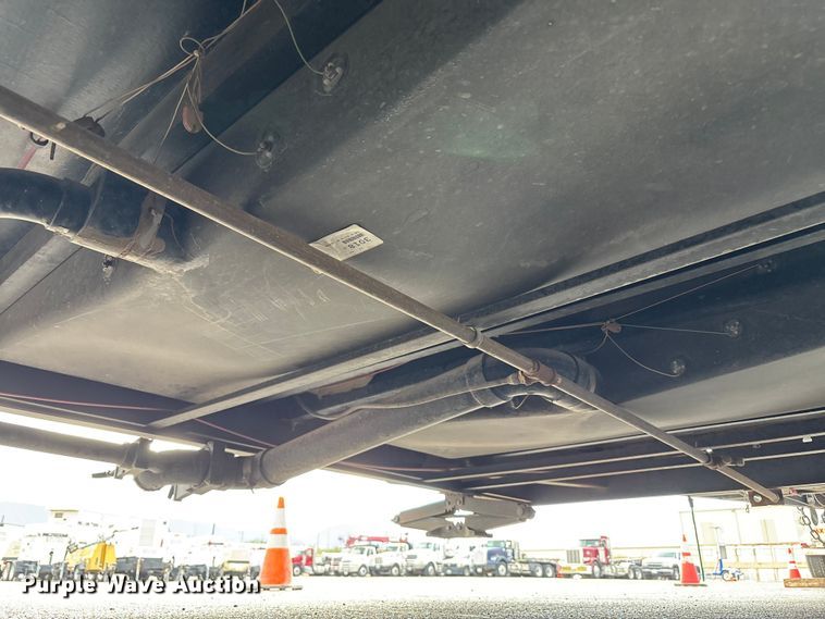 image for item EU4659 2007 K-Z Sportsmen Sportster toy hauler camper