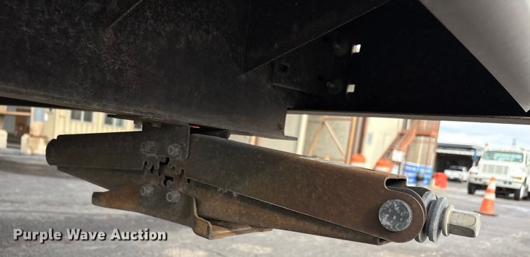 image for item EU4659 2007 K-Z Sportsmen Sportster toy hauler camper