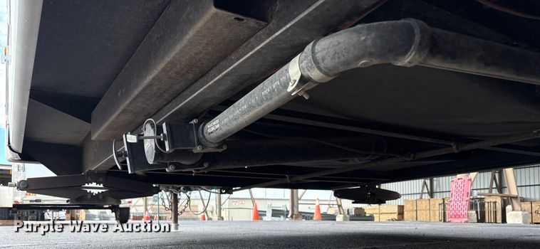 image for item EU4659 2007 K-Z Sportsmen Sportster toy hauler camper