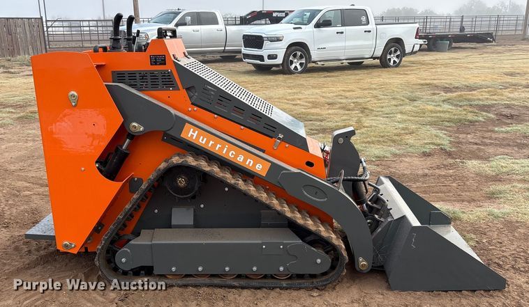 image for item EU4661 2024 Hurricane HRC600 compact utility loader