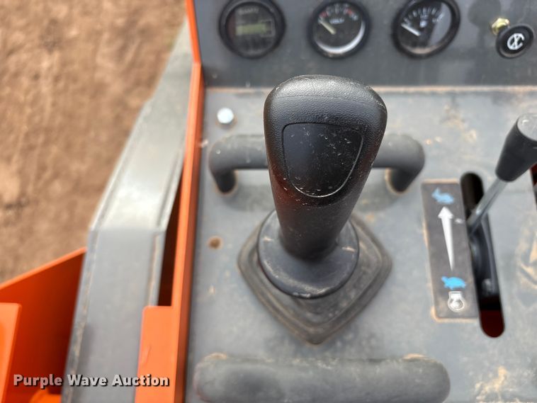 image for item EU4661 2024 Hurricane HRC600 compact utility loader