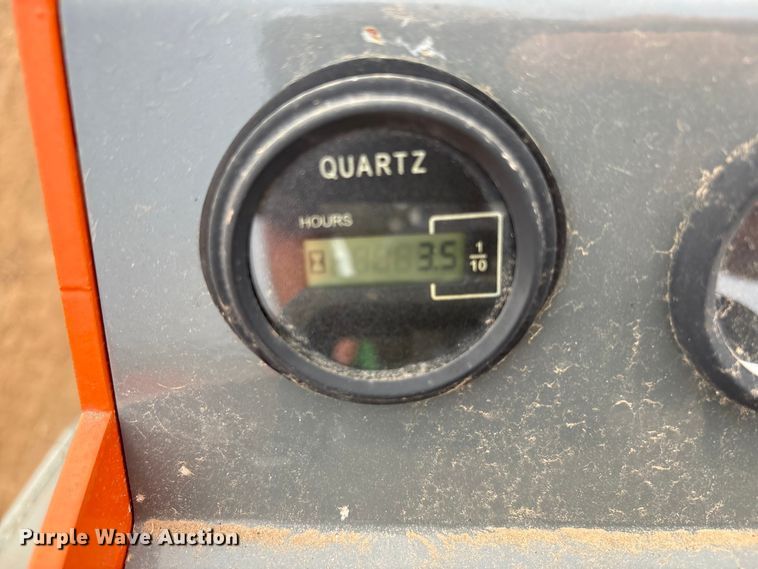 image for item EU4661 2024 Hurricane HRC600 compact utility loader