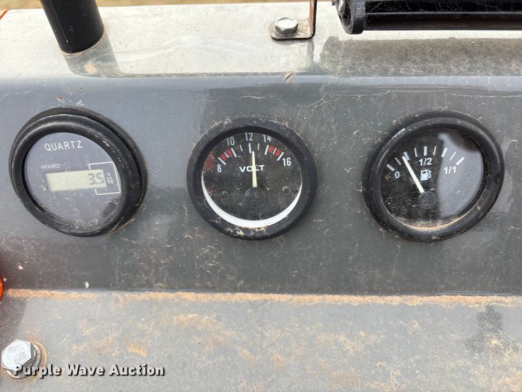 image for item EU4661 2024 Hurricane HRC600 compact utility loader