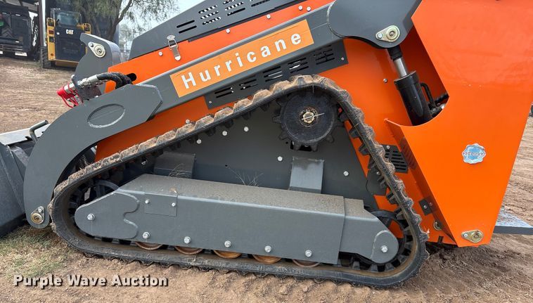 image for item EU4661 2024 Hurricane HRC600 compact utility loader