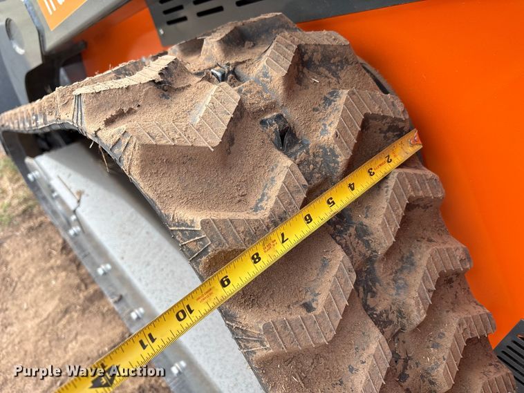 image for item EU4661 2024 Hurricane HRC600 compact utility loader