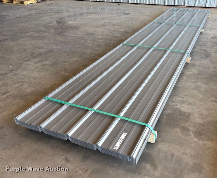 image for item EU4677 (79) sheets of siding/roofing