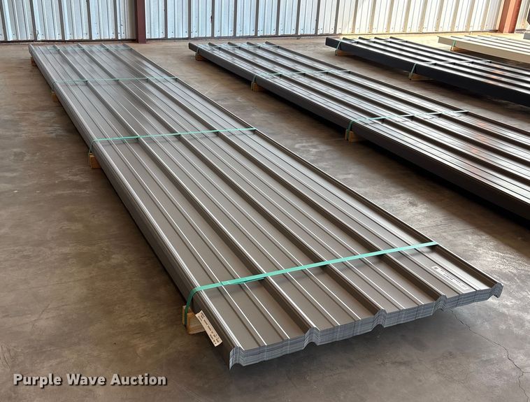 image for item EU4677 (79) sheets of siding/roofing