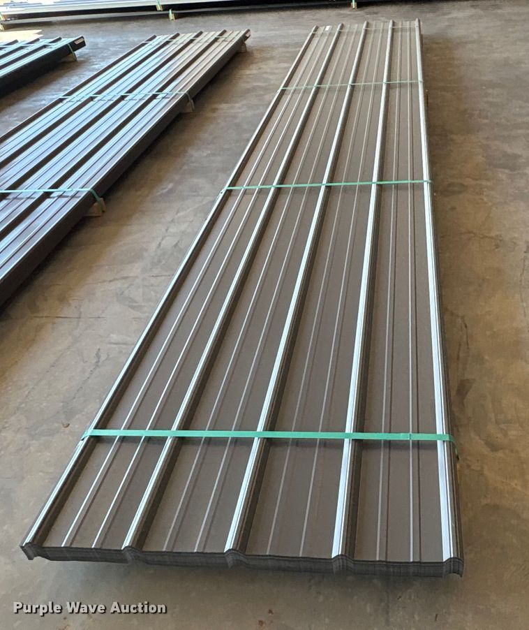 image for item EU4677 (79) sheets of siding/roofing