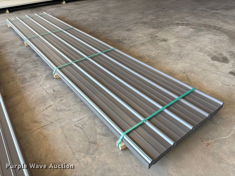 image for item EU4677 (79) sheets of siding/roofing