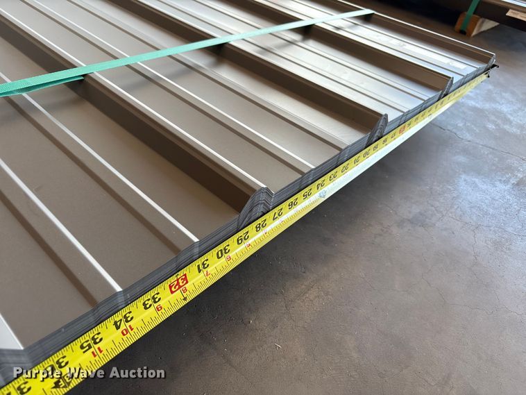 image for item EU4677 (79) sheets of siding/roofing