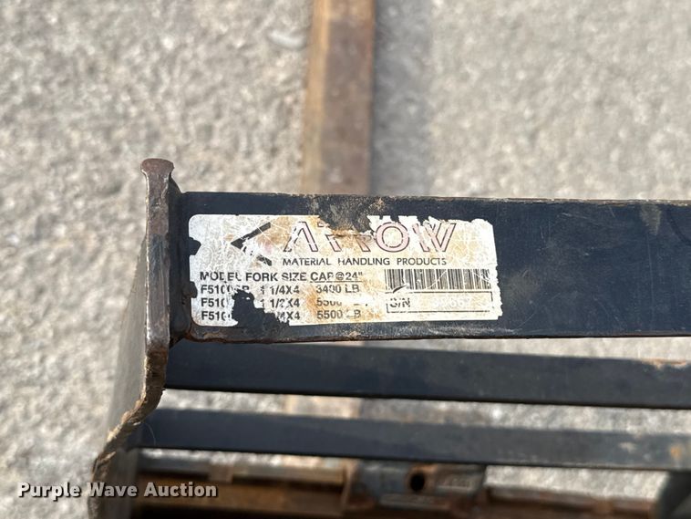 image for item EU5050 2013 Caterpillar 272D skid steer loader