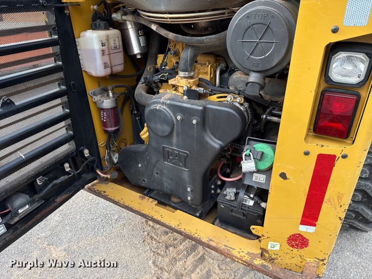 image for item EU5050 2013 Caterpillar 272D skid steer loader