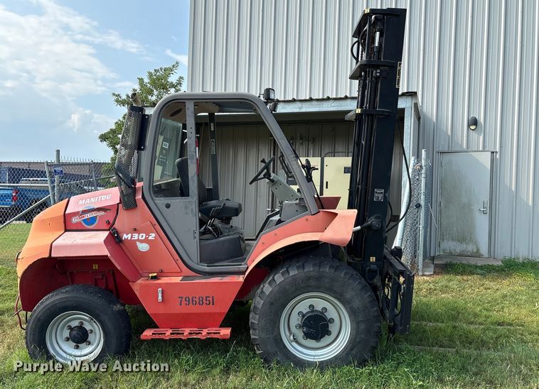 image for item EU7007 2015 Manitou M30-2T forklift