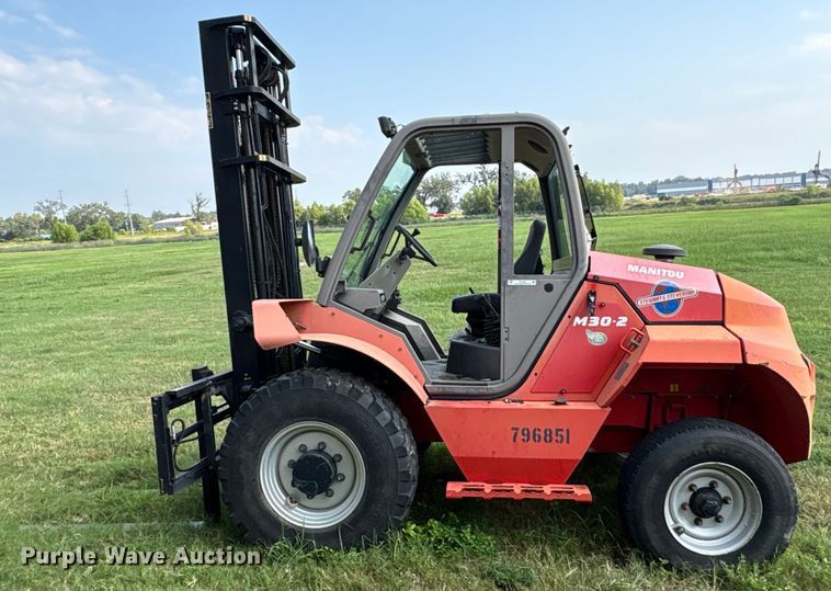 image for item EU7007 2015 Manitou M30-2T forklift