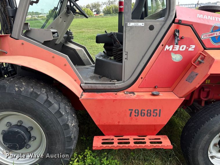 image for item EU7007 2015 Manitou M30-2T forklift