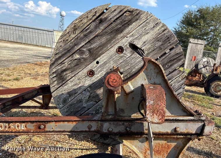 image for item EU7015 Reel trailer