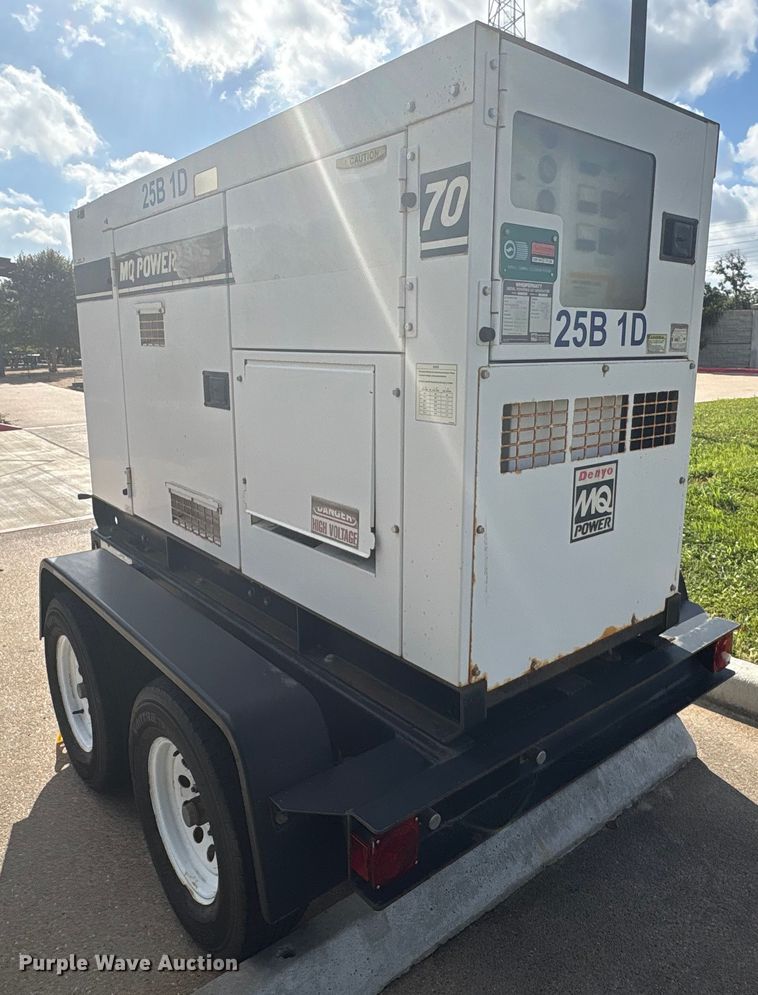 image for item EU7020 2010 Multiquip DH-07501 generator