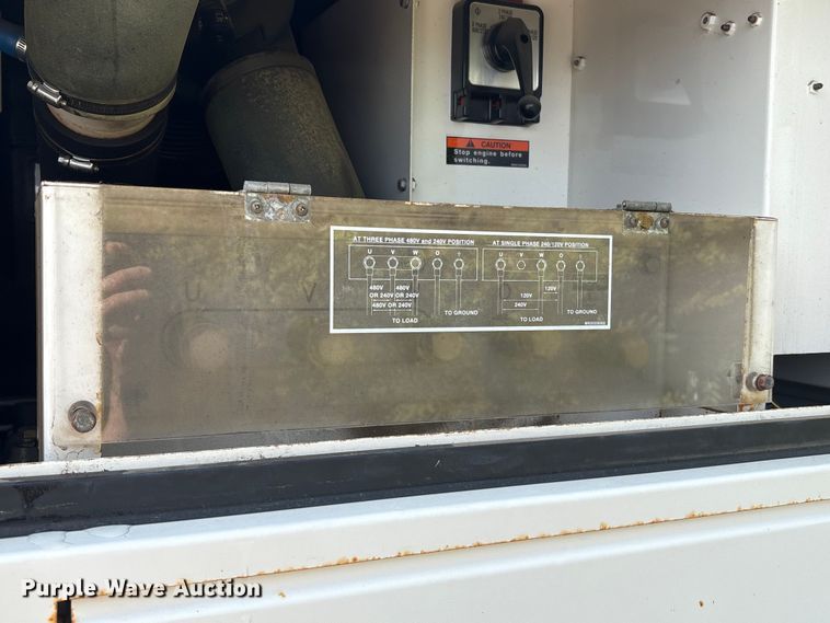 image for item EU7020 2010 Multiquip DH-07501 generator