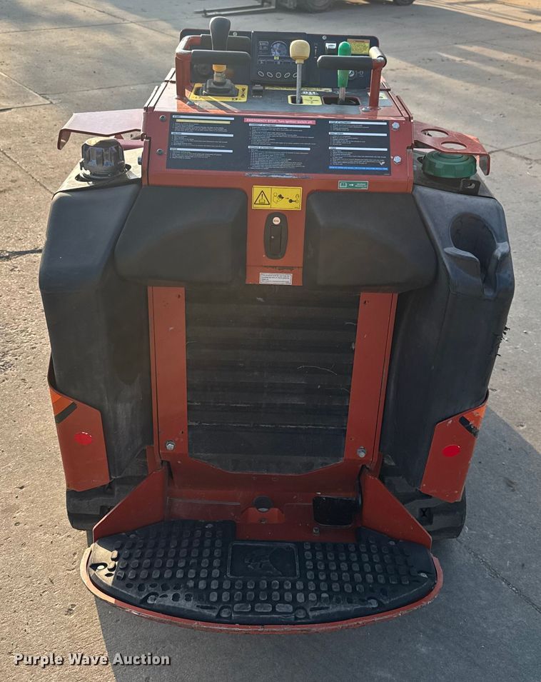 image for item EV1853 2021 Ditch Witch SK1050 compact utility loader