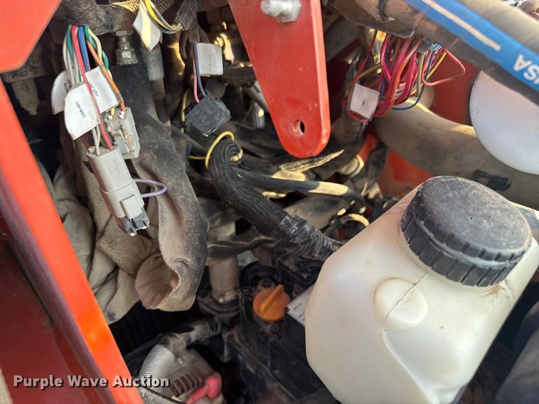 image for item EV1853 2021 Ditch Witch SK1050 compact utility loader