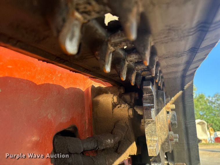 image for item EV1853 2021 Ditch Witch SK1050 compact utility loader