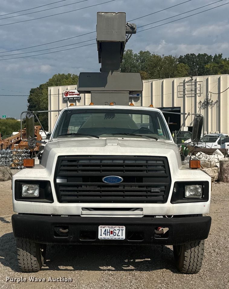 image for item EV1854 1990 Ford F700 crane truck