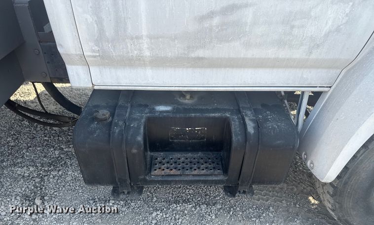 image for item EV1854 1990 Ford F700 crane truck