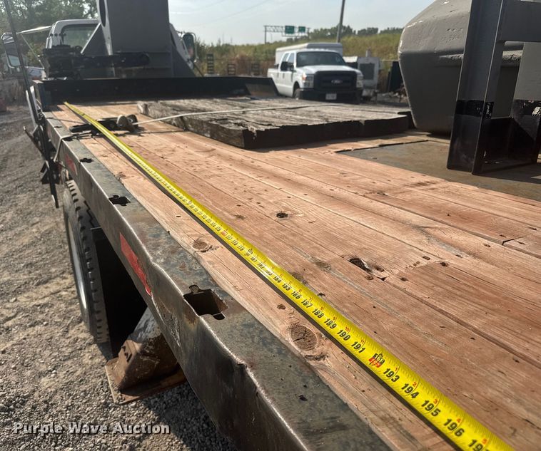 image for item EV1854 1990 Ford F700 crane truck