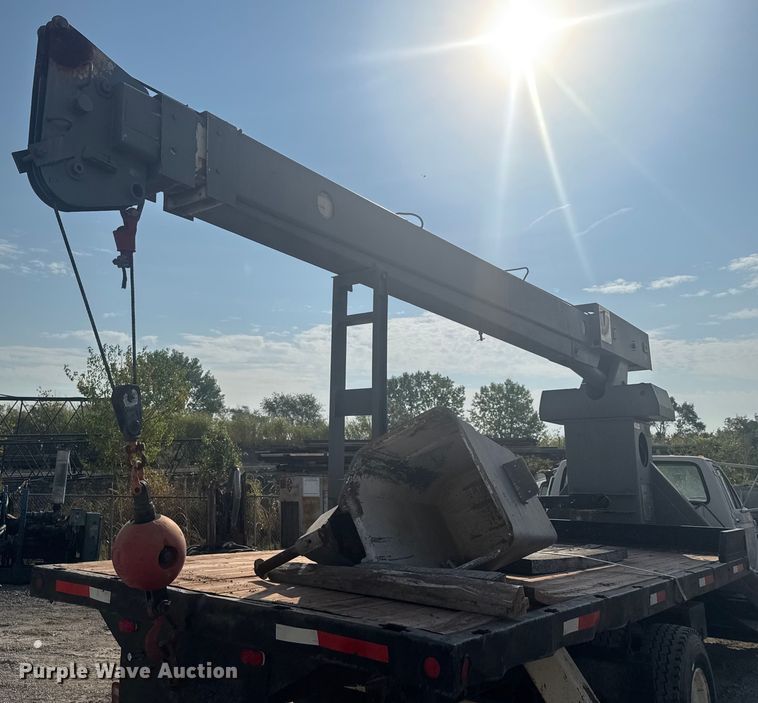 image for item EV1854 1990 Ford F700 crane truck