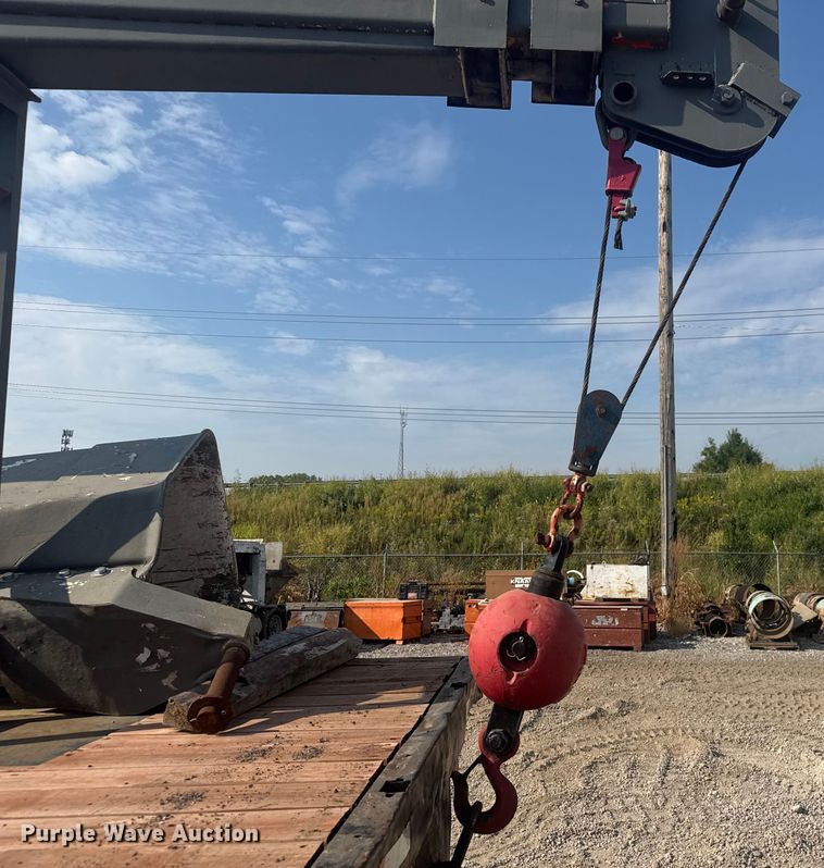 image for item EV1854 1990 Ford F700 crane truck