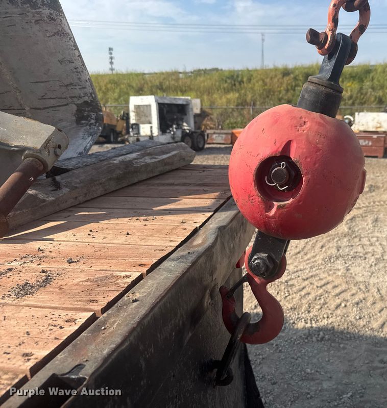 image for item EV1854 1990 Ford F700 crane truck