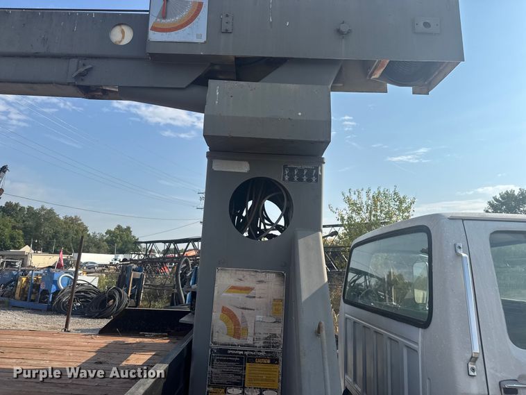 image for item EV1854 1990 Ford F700 crane truck
