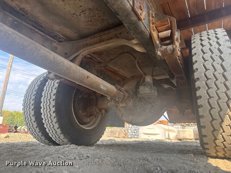 image for item EV1854 1990 Ford F700 crane truck