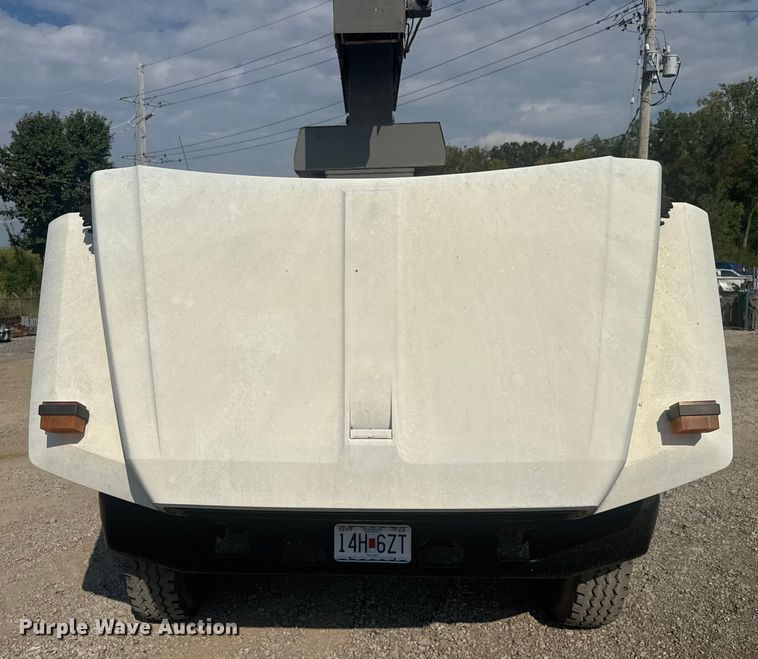 image for item EV1854 1990 Ford F700 crane truck