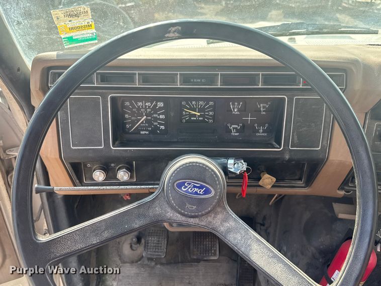 image for item EV1854 1990 Ford F700 crane truck