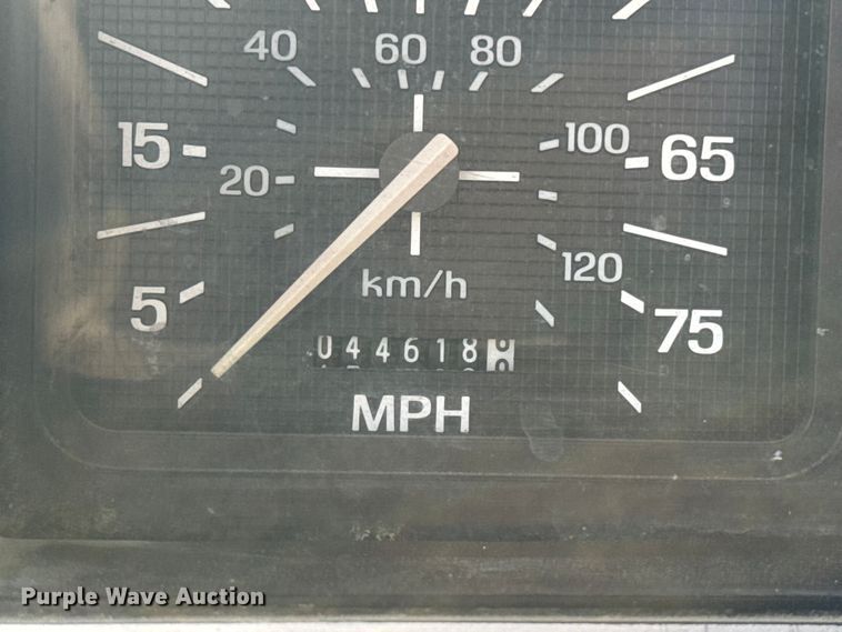 image for item EV1854 1990 Ford F700 crane truck