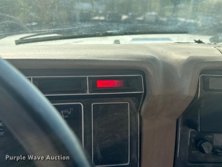 image for item EV1854 1990 Ford F700 crane truck