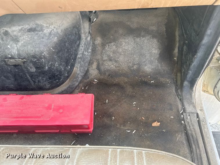 image for item EV1854 1990 Ford F700 crane truck