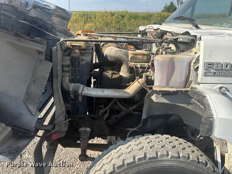 image for item EV1854 1990 Ford F700 crane truck