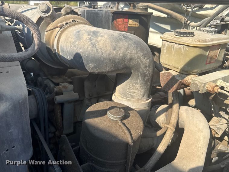 image for item EV1854 1990 Ford F700 crane truck